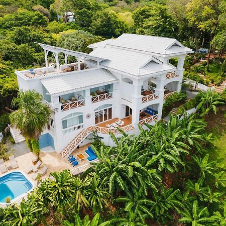 Blue Roatan Resort ويست باي المظهر الخارجي الصورة