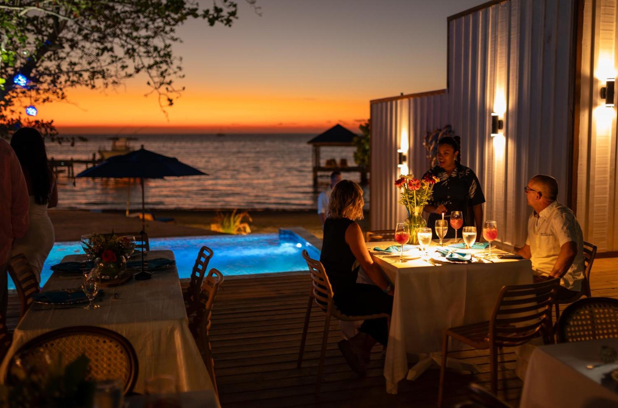 Blue Roatan Resort ويست باي المظهر الخارجي الصورة